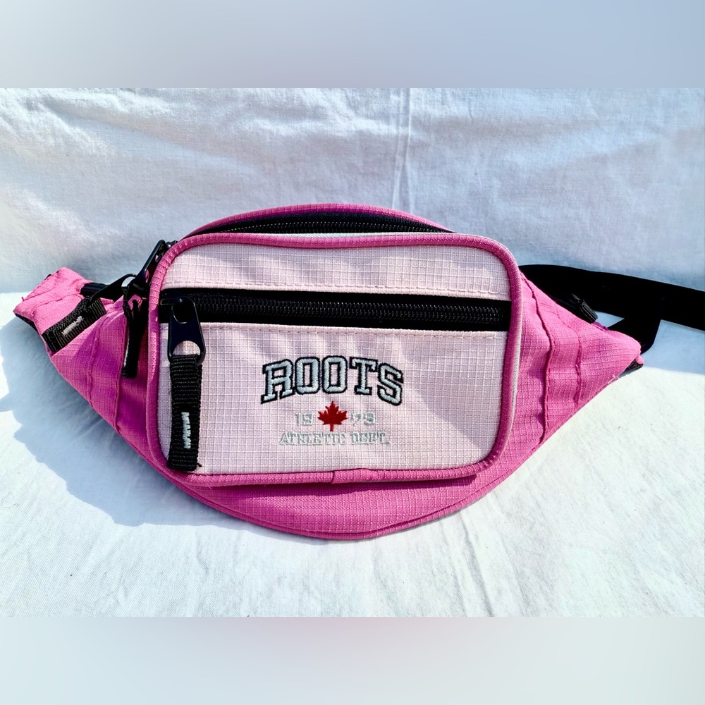 Vintage Roots Canada Belt Bag Fanny Waist Pack Pink 80s Crossbody